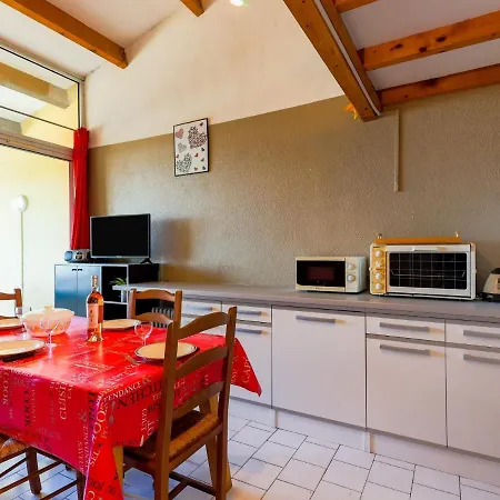 아파트 Port Saint Michel By Interhome